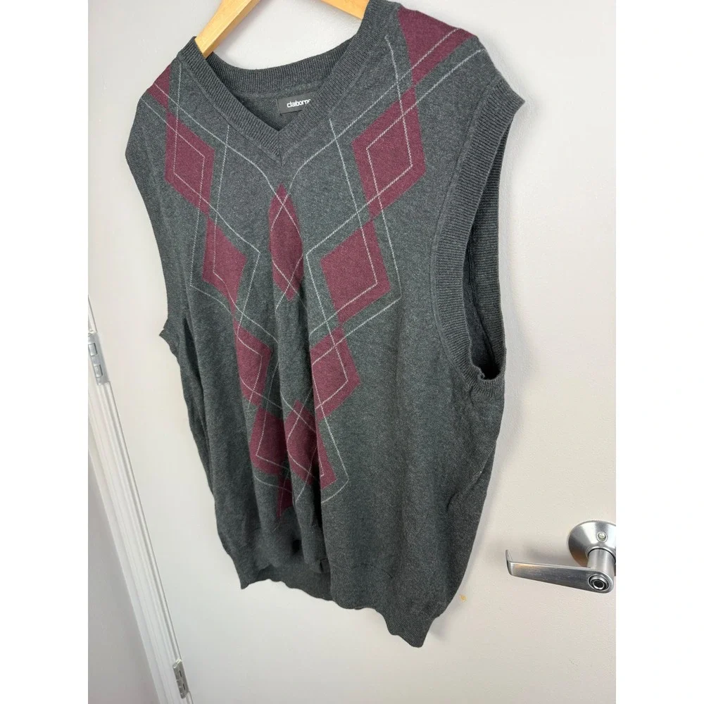 Claiborne Argyle Sweater Vest Men's XLT Gray Burgundy V-Neck Grandpa Core
